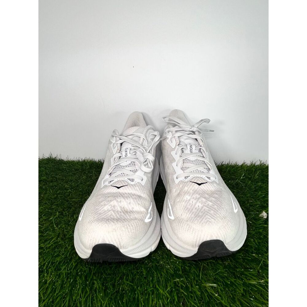 Hoka One One Clifton 9 Men’s Size 11D White Running Shoes Athletic Sneakers - Picture 2 of 8